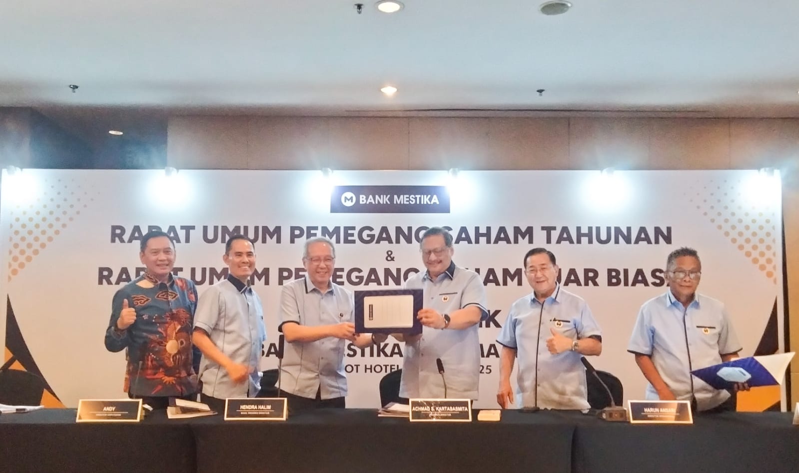 Bank Mestika saat RUPST dan RUPSLB di JW Marriott Hotel, Kota Medan, pada Kamis (19/6/2025).