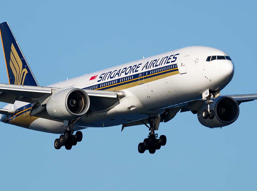 LAYANI: Singapore Airlines menyatakan berhenti  melayani delapan penerbangan ke Dubai sampai hari ini, Rabu (25/6). (foto: cirium.com)