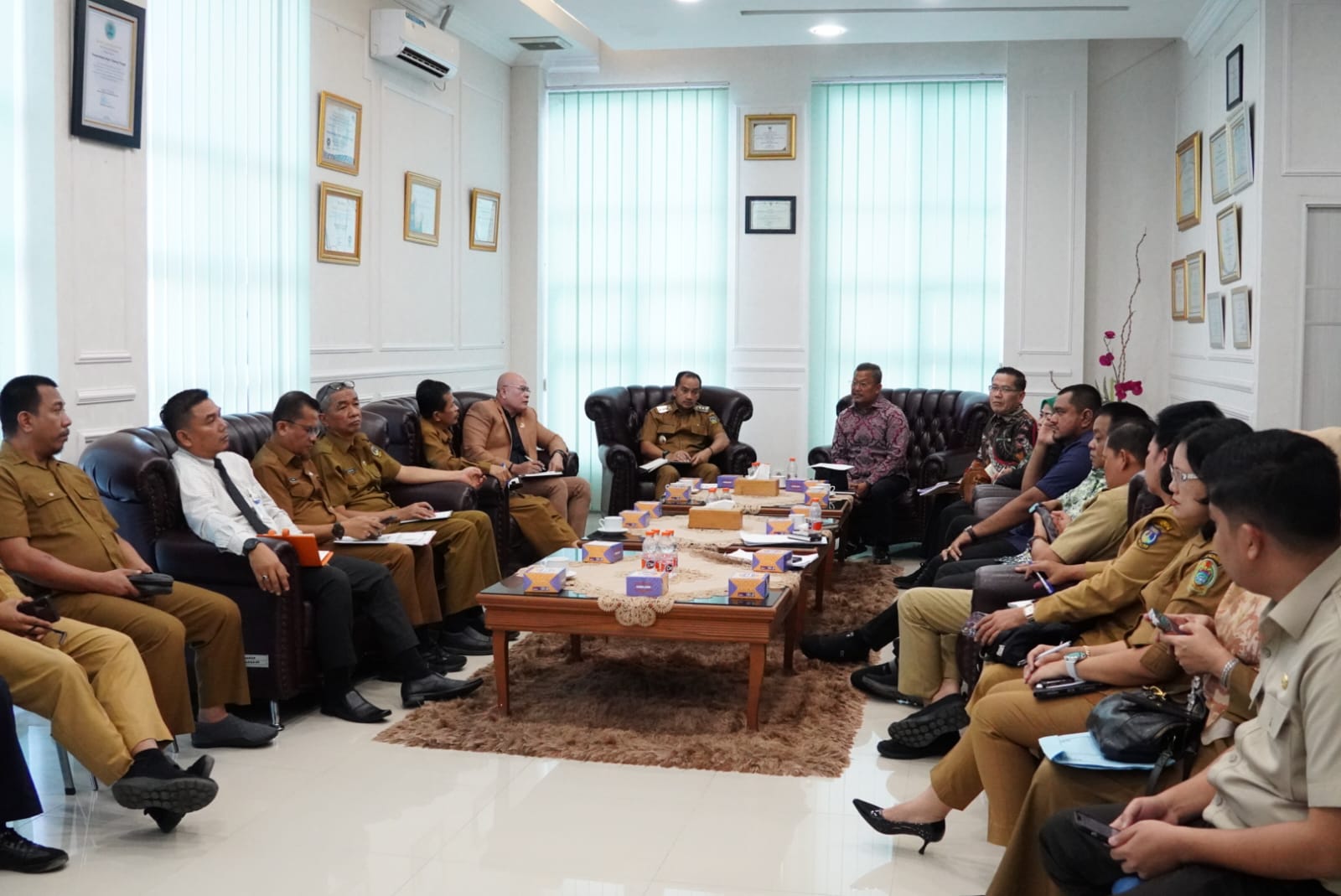 KUNKER: Wali kota dan Ketua DPRD Tebingtinggi menerima kunker anggota DPRD Sumut.