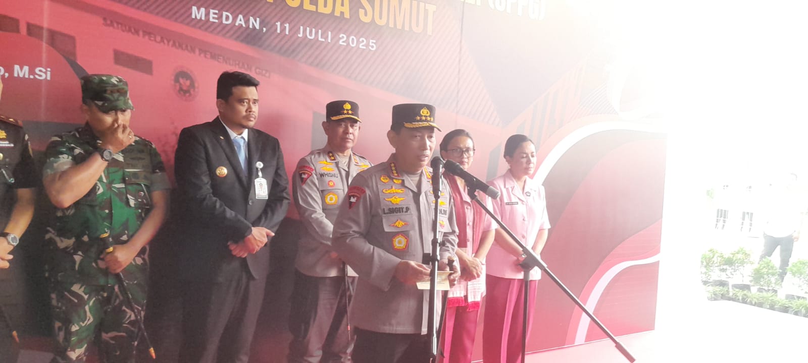 Kapolri, Jendral Pol Listyo Sigit Prabowo saat meresmikan groundbreaking 29 SPPG di jajaran Polda Sumut.