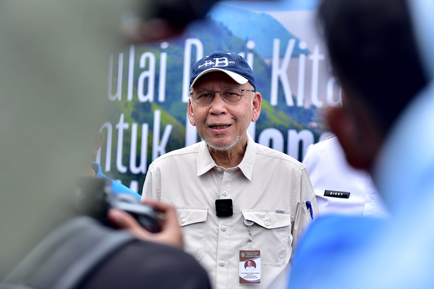 PERIKSA: KPK memeriksa mantan Penjabat (Pj) Sekda Pemprovsu,  M Effendy Pohan terkait kasus suap mantan Kadis PUPR Sumut Topan Ginting.