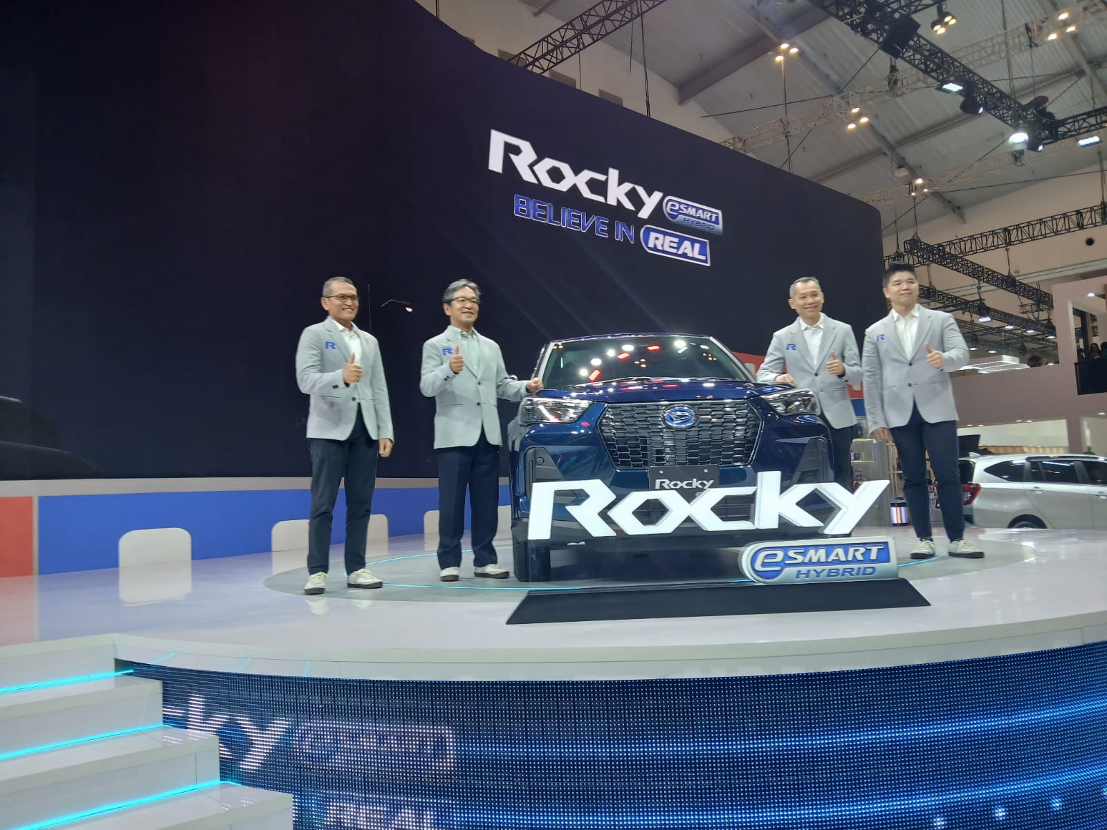 LUNCURKAN: Daihatsu resmi meluncurkan Rocky e-Smart Hybrid Believe in Real di ajang GIIAS pada 24/07/2025 di ICE-BSD City, Tangerang.
