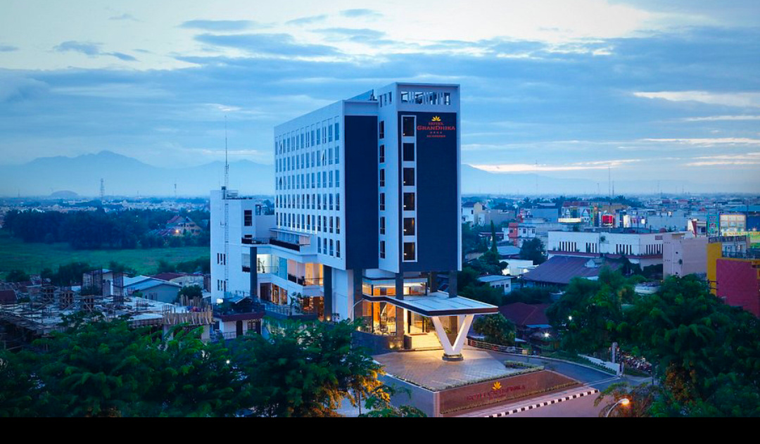 suasana hotel kota Medan, chat jbt.