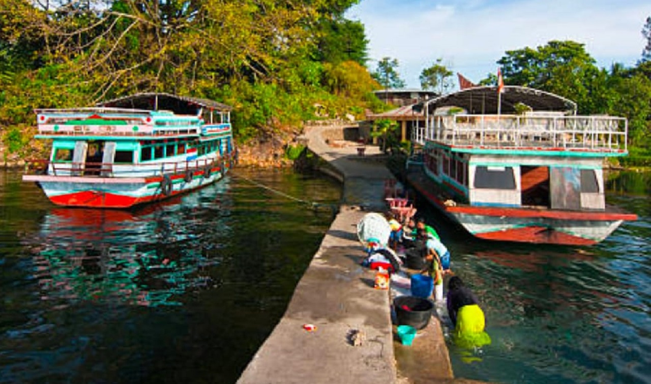 Salah satu sudut keindahan pulau Samosir, pikabay.com.