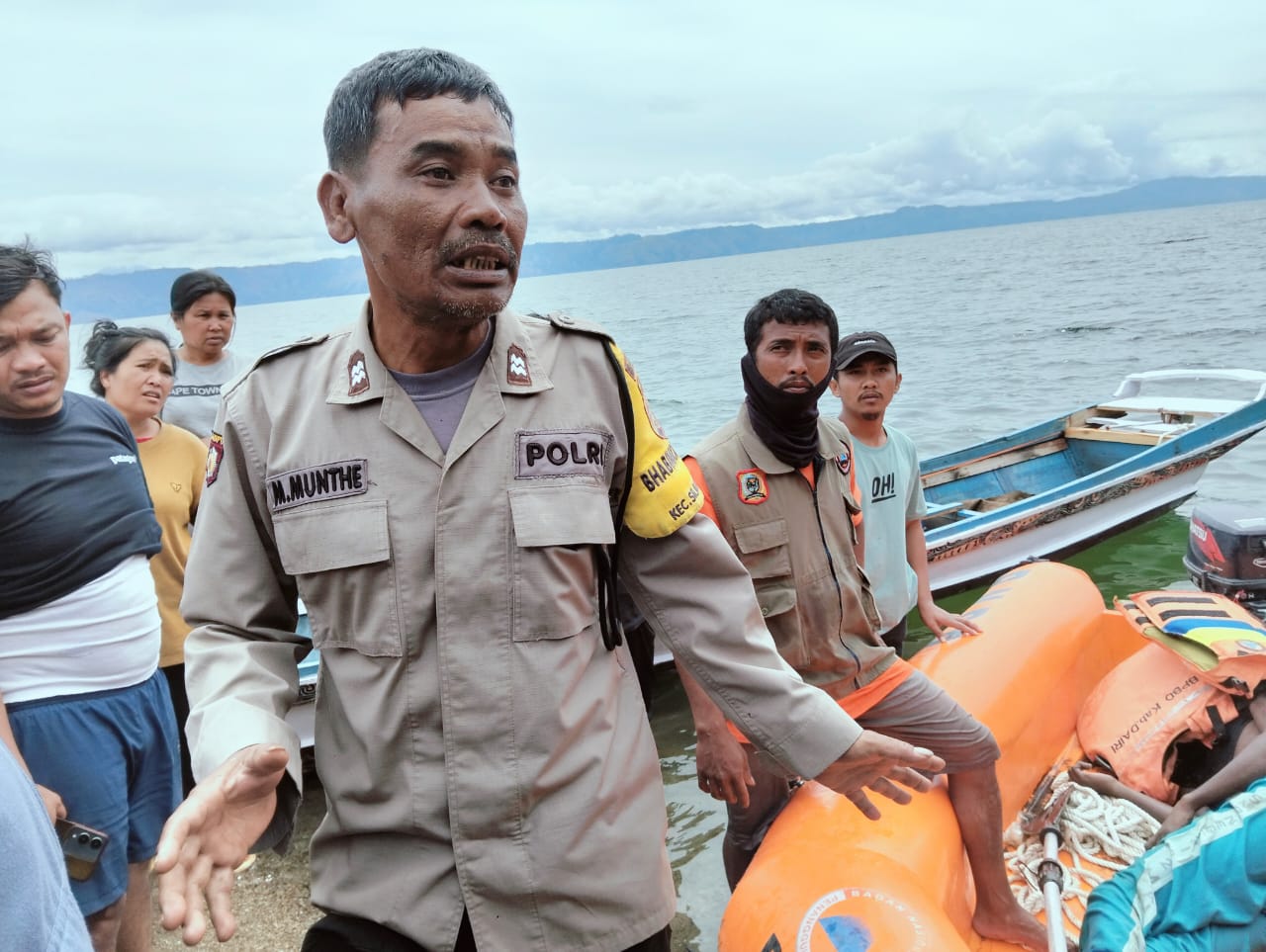 TEWAS. Siwa Nasen (19) warga Medan Marelan, korban tewas tenggelam di kawasan Danau Toba Silalahi, Minggu (10/8/2025).