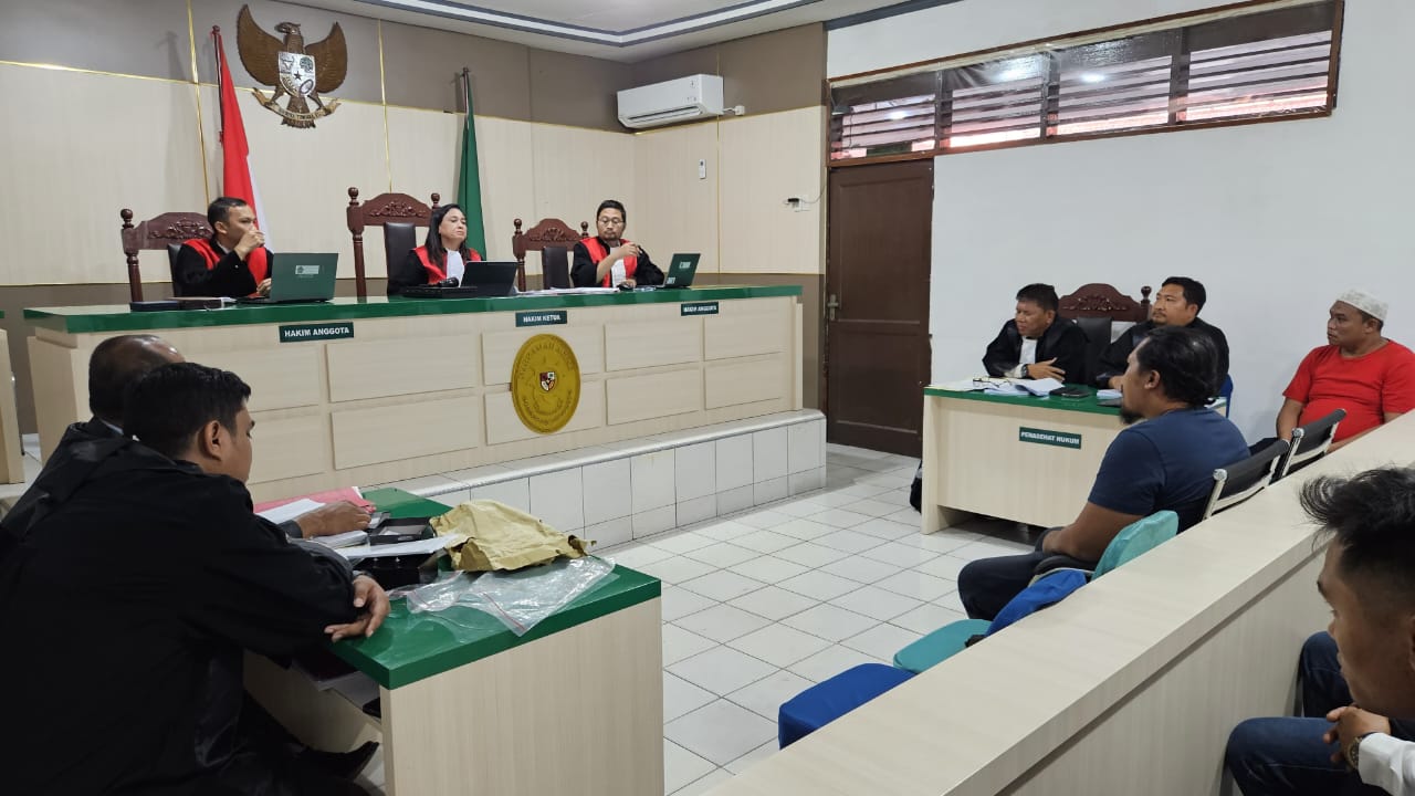 Sidang lanjutan terdakwa Rahmadi, menghadirkan saksi polisi di PN Tangjungbalai, Kamis (14/8/2025). (Agusman/Sumut Pos)