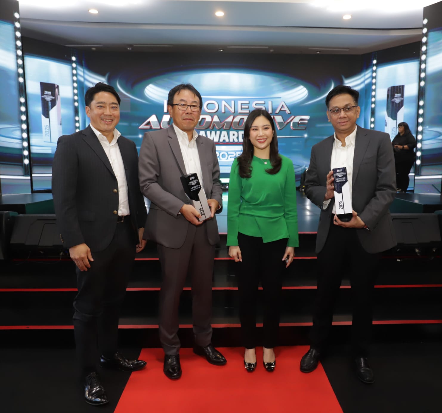 Mitsubishi Motors Raih Prestasi Ganda di Indonesia Automotive Awards 2025. (ARI/SUMUT POS)