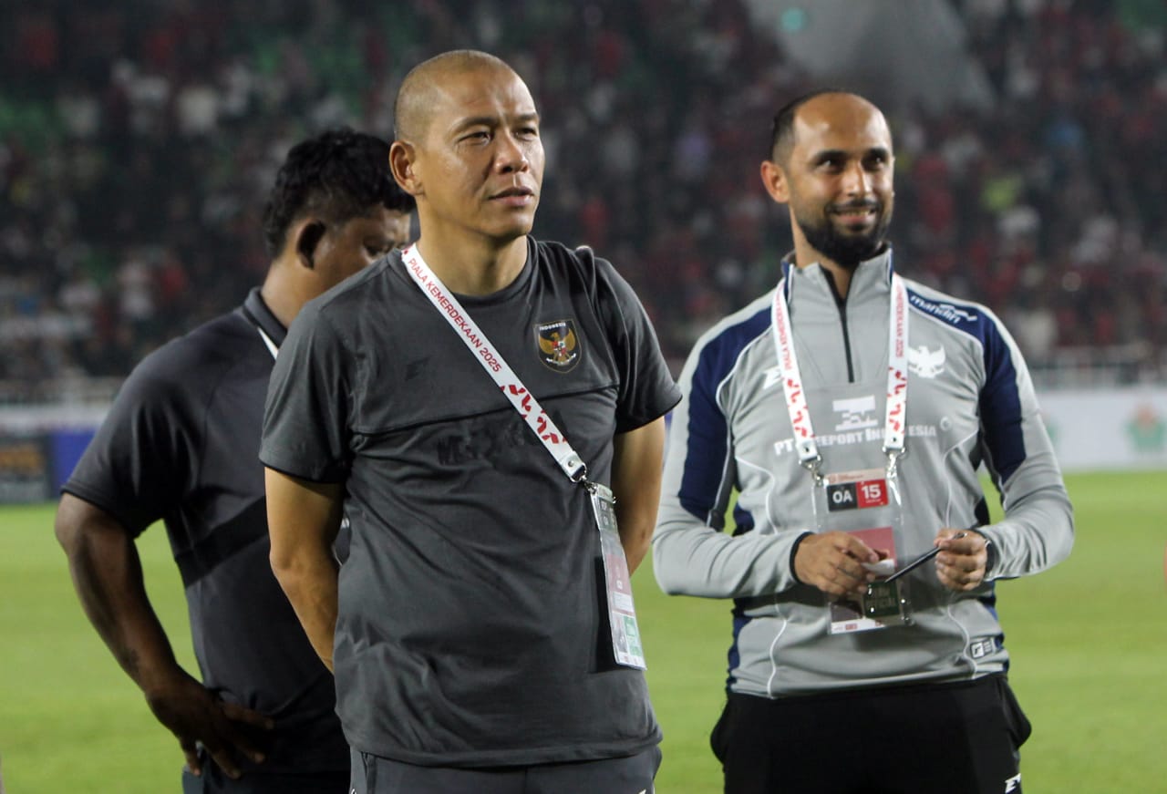 Pelatih kepala Timnas Indonesia U-17, Nova Arianto. (Triadi Wibowo/Sumut Pos)