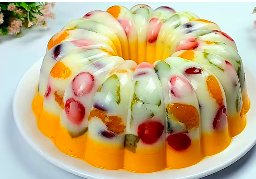 Puding buah buahan (youtube Bunda Aleysha).