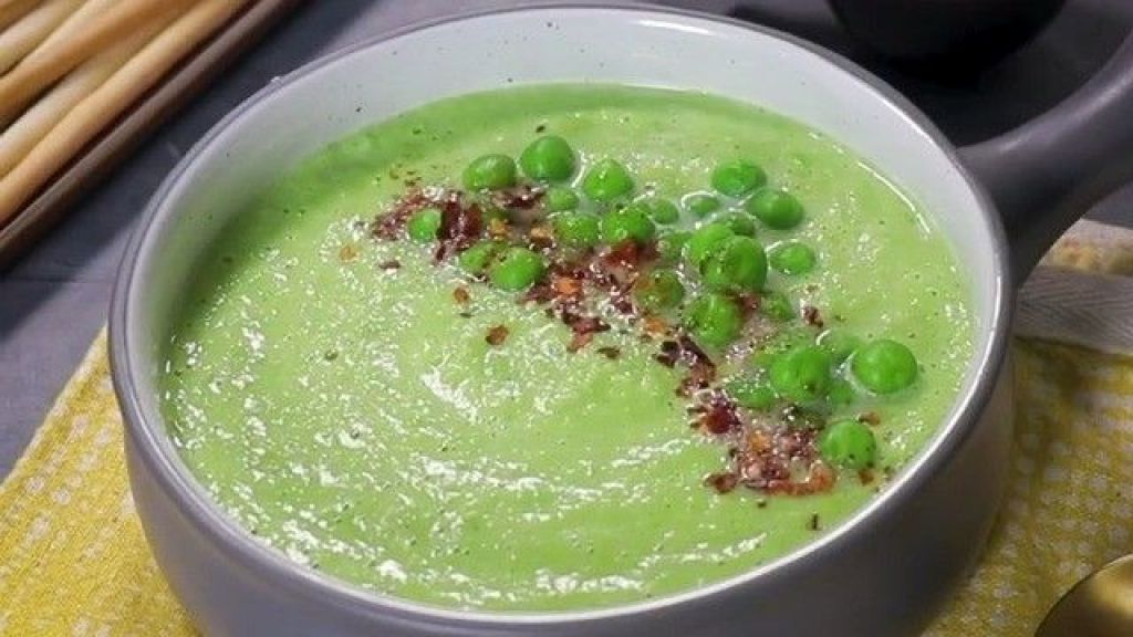 Sup Kacang Polong, dikenal mengandung tinggi protein.