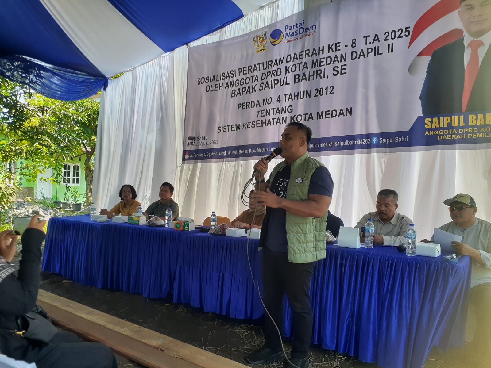 SOSPER: Saipul Bahri ketila menggelar sosialisasi Perda Kota Medan No.4 Tahun 2012 tentang Sistem Kesehatan Kota Medan di Jalan Pancing I. (ISTIMEWA/SUMUT POS)