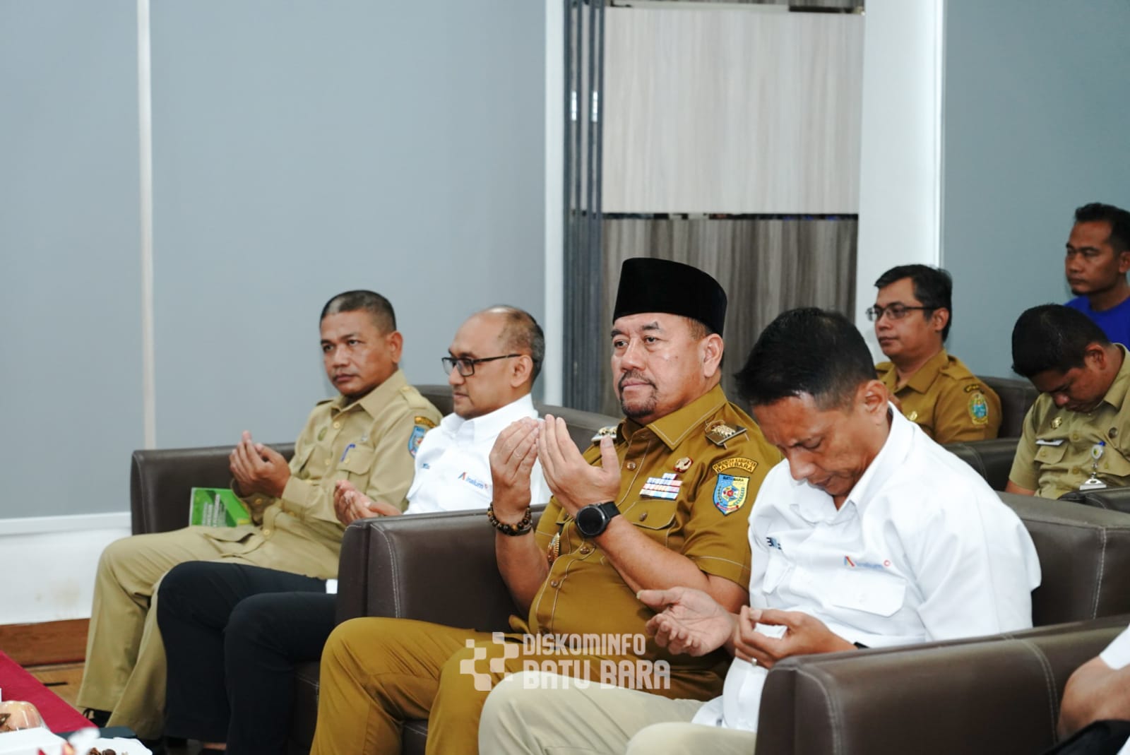 BUKA: Bupati Batubara H Baharuddin Siagian, saat membuka  Pelatihan Tenaga Kerja kepada Masyarakat Pencari Kerja Kejuruan Teknisi Air Conditioner (AC). (Dok: Diskomimfo Batubara)