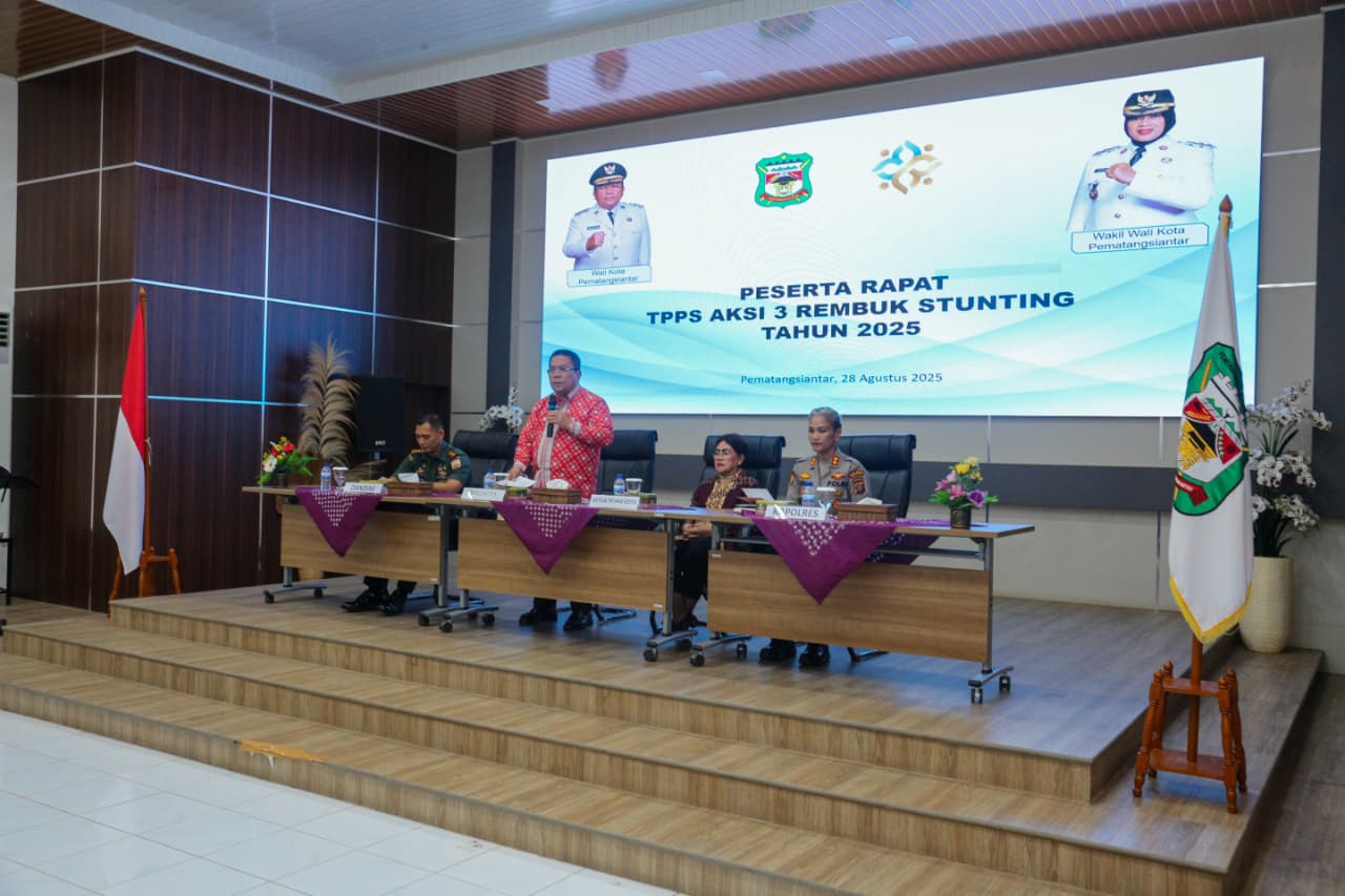 SAMBUTAN: Wali Kota Pematangsiantar Wesly Silalahi sampaikan sambutan di hadapan perangkat pemerintahan. (Dok: istimewa for Sumut Pos)