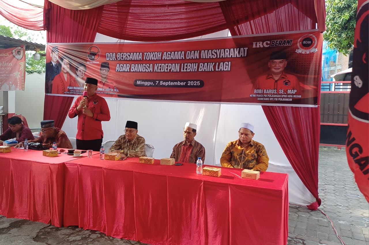 Ketua Irmadi Robi Community (IRC), Robi Barus SE M.AP, menggelar kegiatan Doa Bersama Tokoh Agama dan Masyarakat, Minggu (7/9) siang. (Markus Pasaribu/Sumut Pos)