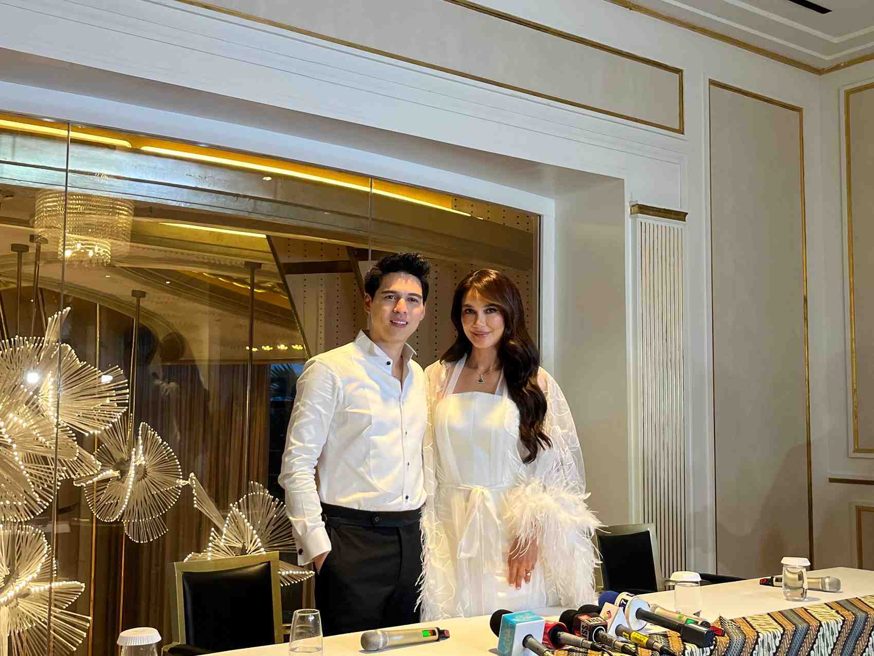 Maxime Bouttier dan Luna Maya. (JAWA POS/SUMUT POS)