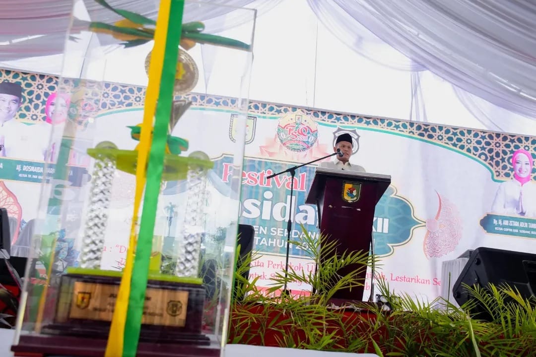 Wakil Bupati Sergai Adlin Tambunan resmi membuka FSQ ke 22 Sergai di Perbaungan. ( Fadly/Sumut Pos
