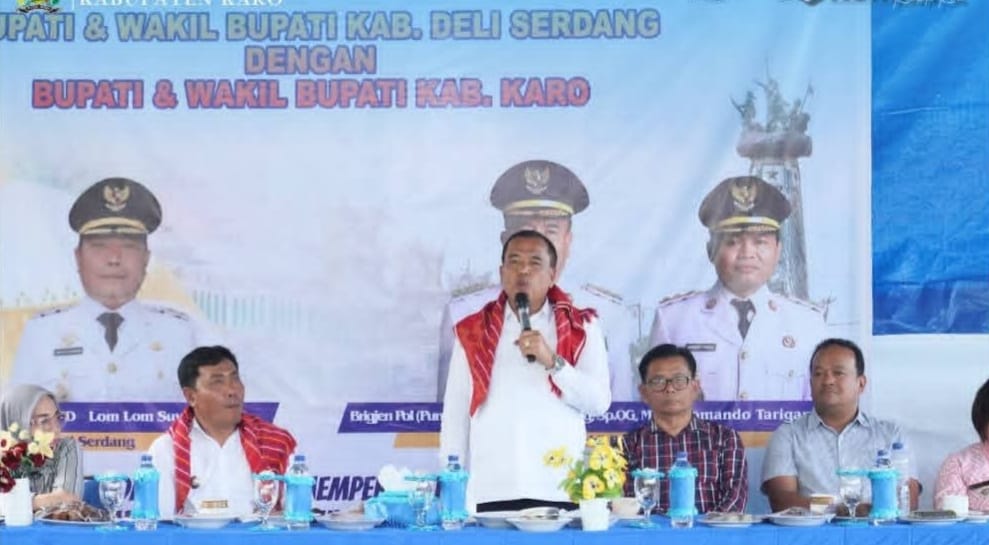 BERTEMU: Bupati Karo dan Wakil Bupati Karo saat melakukan pertemuan. (SOLIDEO/SUMUT POS)