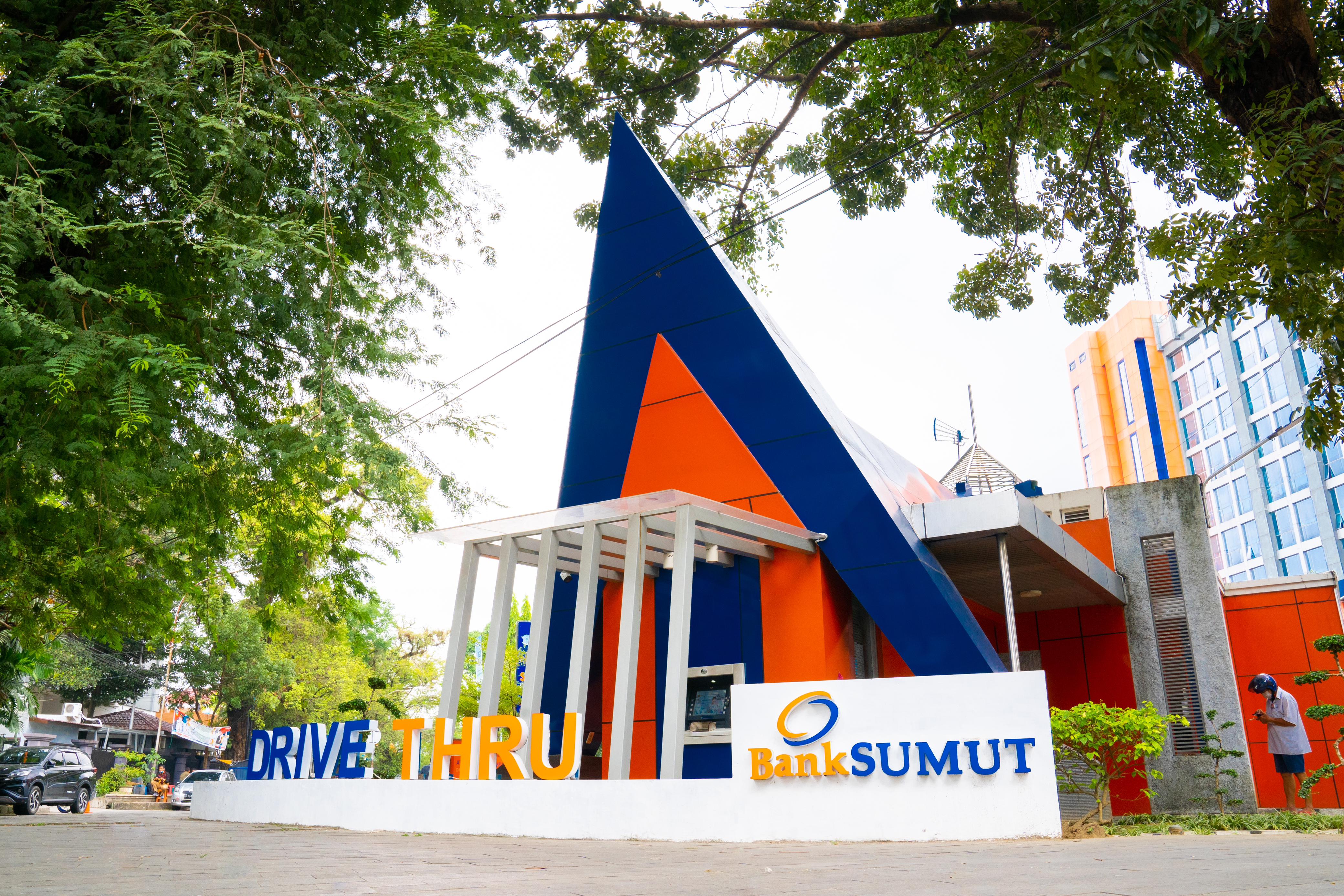 BEROPERASI: Samsat Drive Thru Bank Sumut yang berlokasi di Jalan Imam Bonjol No 14, Kelurahan Madras Hulu, Kecamatan Medan Polonia. (Dokumen Bidang Humas Bank Sumut)