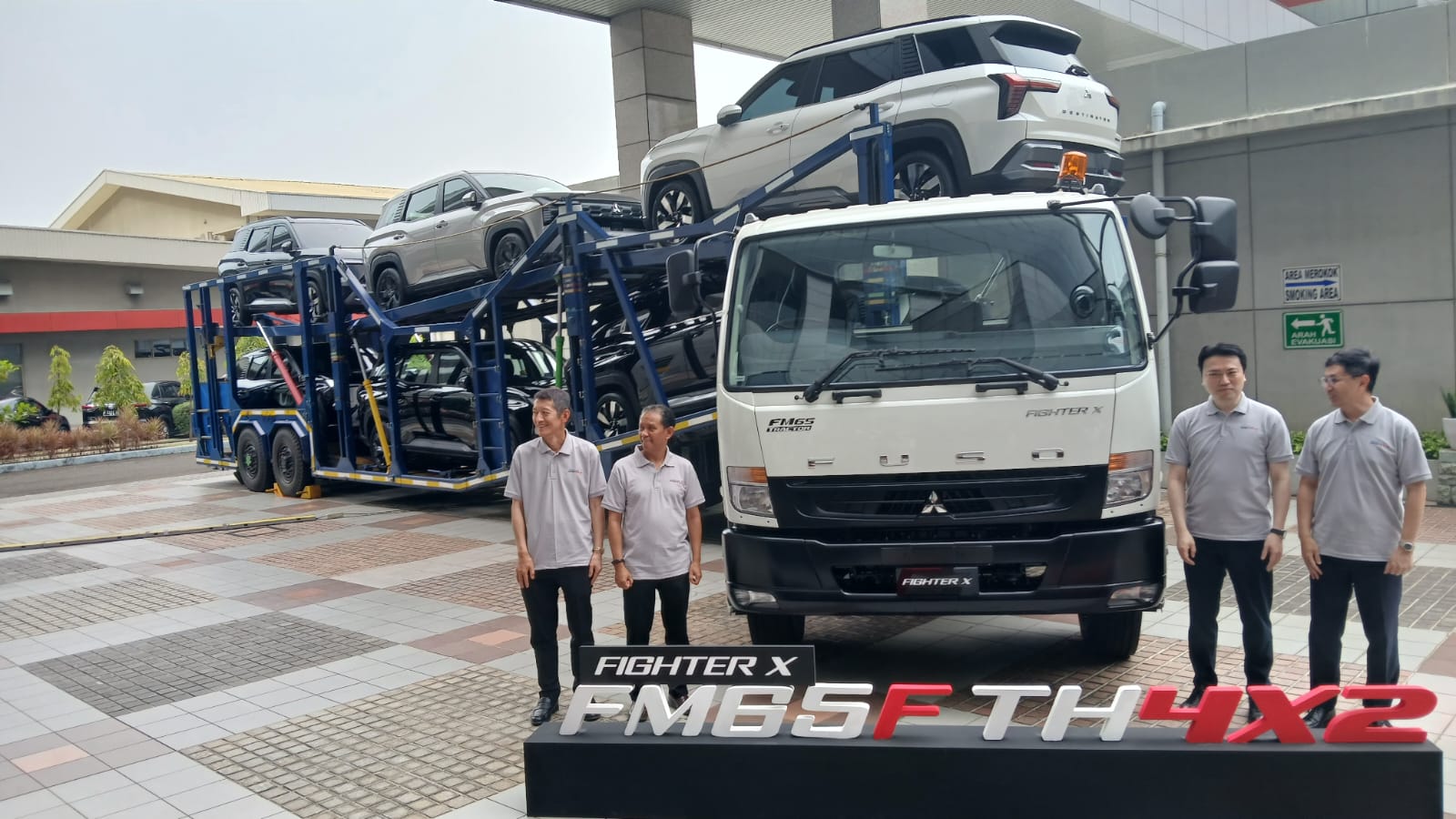 Peluncuran Fighter X FM65F Tractor Head 4x2,Jumat (19/9/2025) Siang di Kantor KTB Pulomas Jakarta Timur. (ARI SUWANDI/SUMUT POS)
