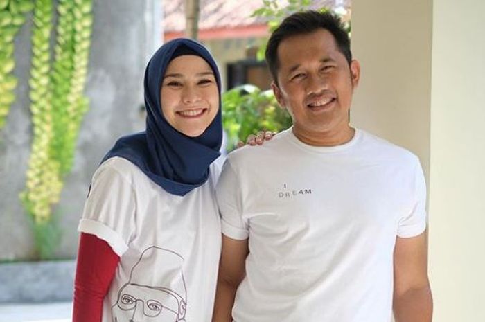 Hanung Bramantyo dan Zaskia Adya Mecca. (nakita.grid)