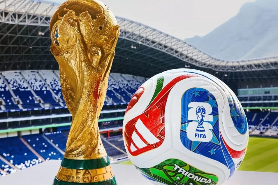 Bola canggih Piala Dunia 2026 Adidas Trionda resmi diperkenalkan FIFA. (Instagram @adidasfootball)