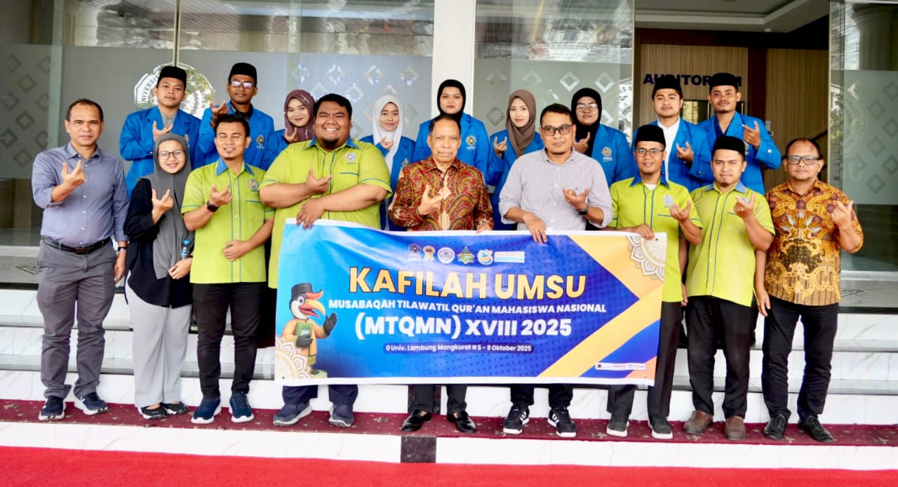 BERPRESTASI: Prof Dr Agussani MAP (tengah) melepas mahasiswa berprestasi yang ikut MTQMN dan Pilmapres. (ISTIMEWA/SUMUT POS)
