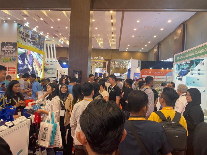 RAMAI: Palmex Medan 2025 ramai dikunjungi oleh masyarakat. (Dok: Palmex Medan)