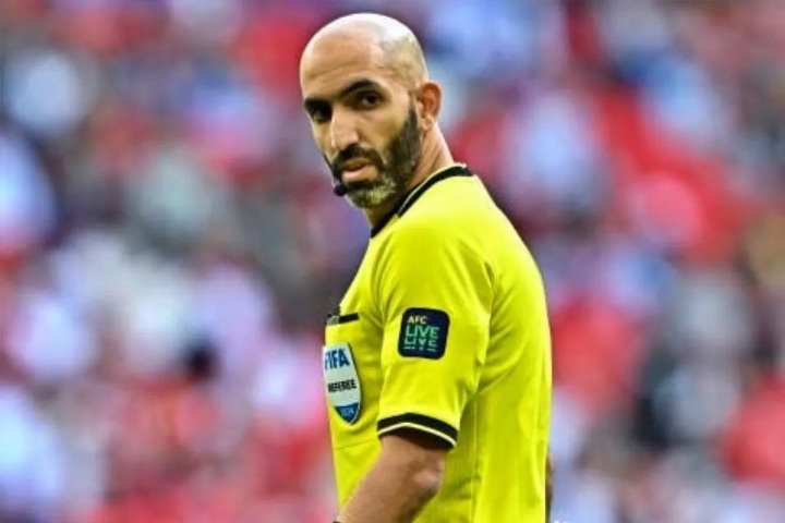 Ahmad Al Ali siap jadi pengadil di laga Timnas Indonesia lawan Arab Saudi di Kualifikasi Piala Dunia 2026. (Dok: Asian Football Arena)