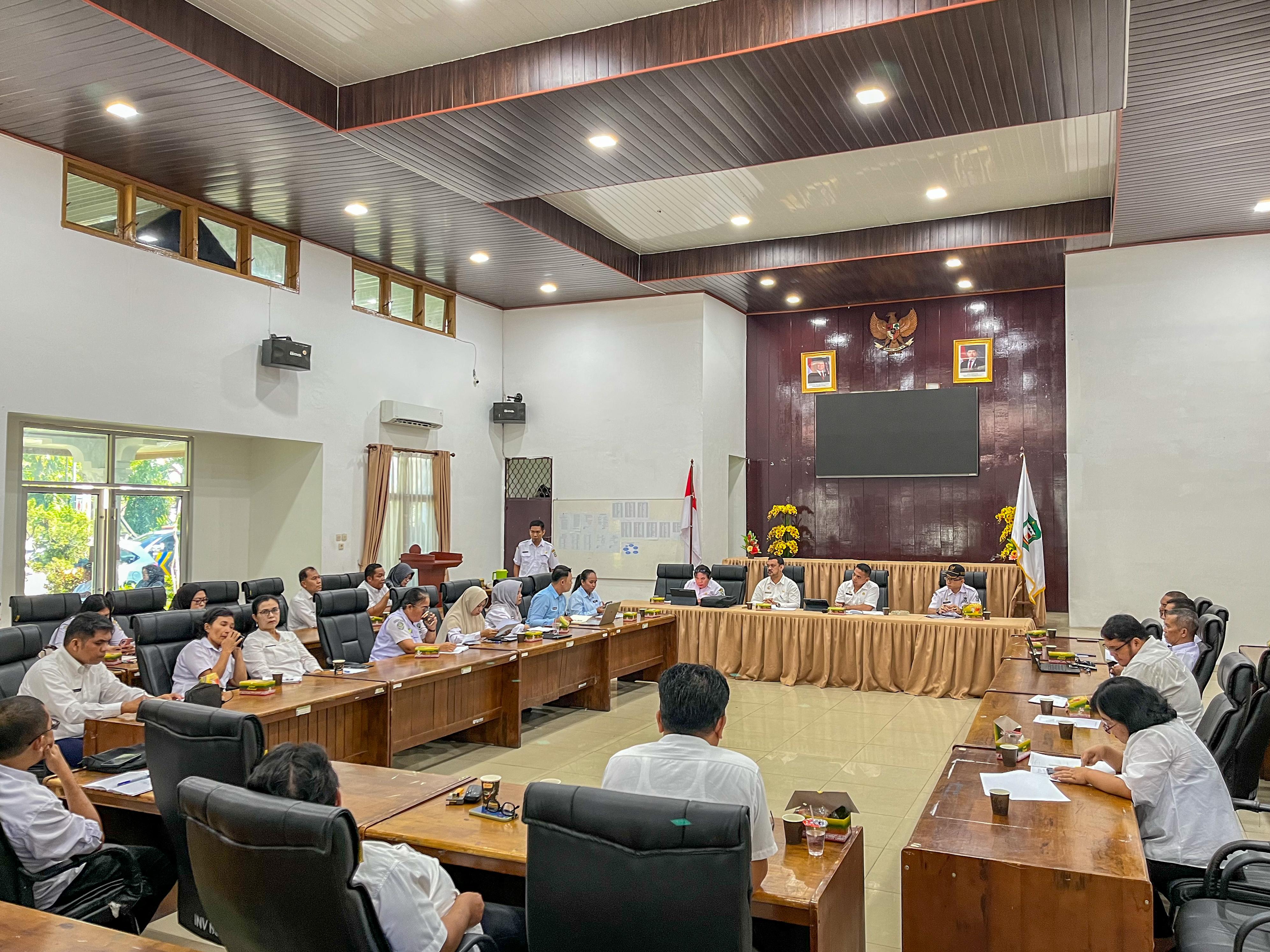 Suasana rapat Perwakilan BGN Siantar dengan Satgas BGN Pemko Pematangsiantar. (PRA EVASI/SUMUT POS)