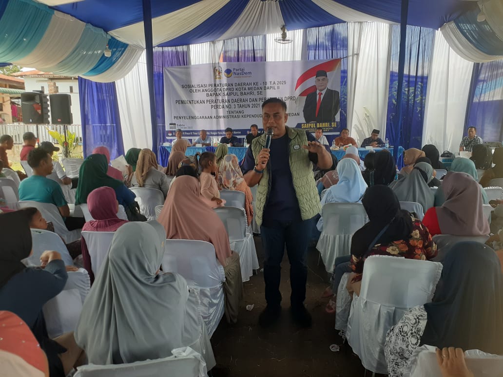 RESES: Anggota DPRD Medan, Saiful Bahri saat menggelar reses di Kecamatan Medan Marelan, Sabtu (11/10/2025). (Dok: istimewa)