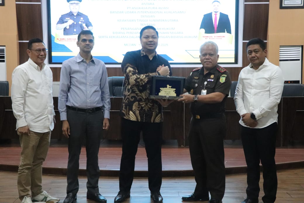 MoU: PT Angkasa Pura Aviasi KNO-Kejatisu saat MoU terkait masalah penanganan ruang lingkup hukum. (Dok: istimewa for Sumut Pos)