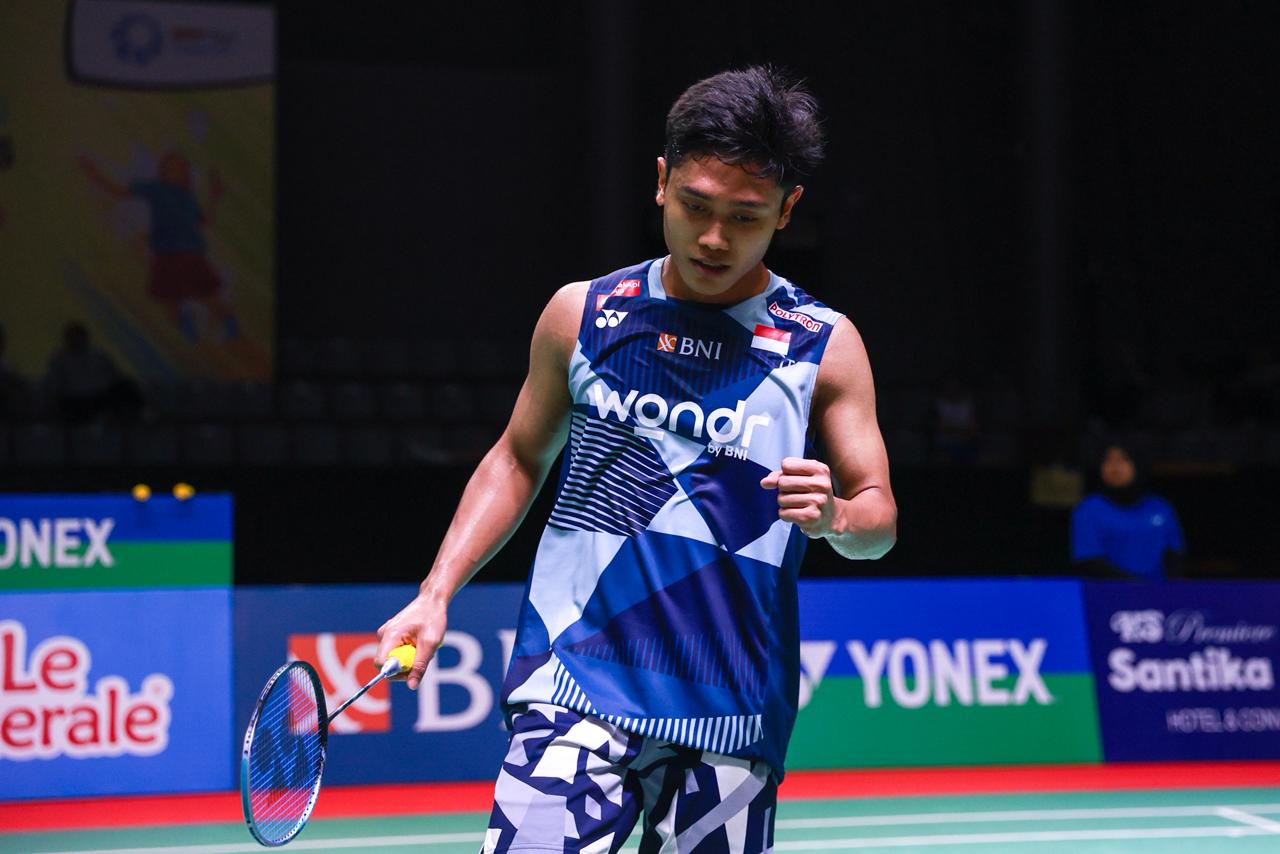 Tunggal putra Indonesia Prahdiska Bagas Shujiwo lolos ke semifinal wondr by BNI Indonesia Masters 2025 di GOR PBSI Sumut, Jumat (24/10/2025). (Dok PBSI)