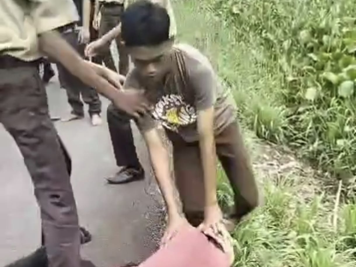 ANIAYA: Beredar video aksi penganiayaan pelajar yang beredar luas di media sosial. (Dok: Tangkapan layar/Sumut Pos)