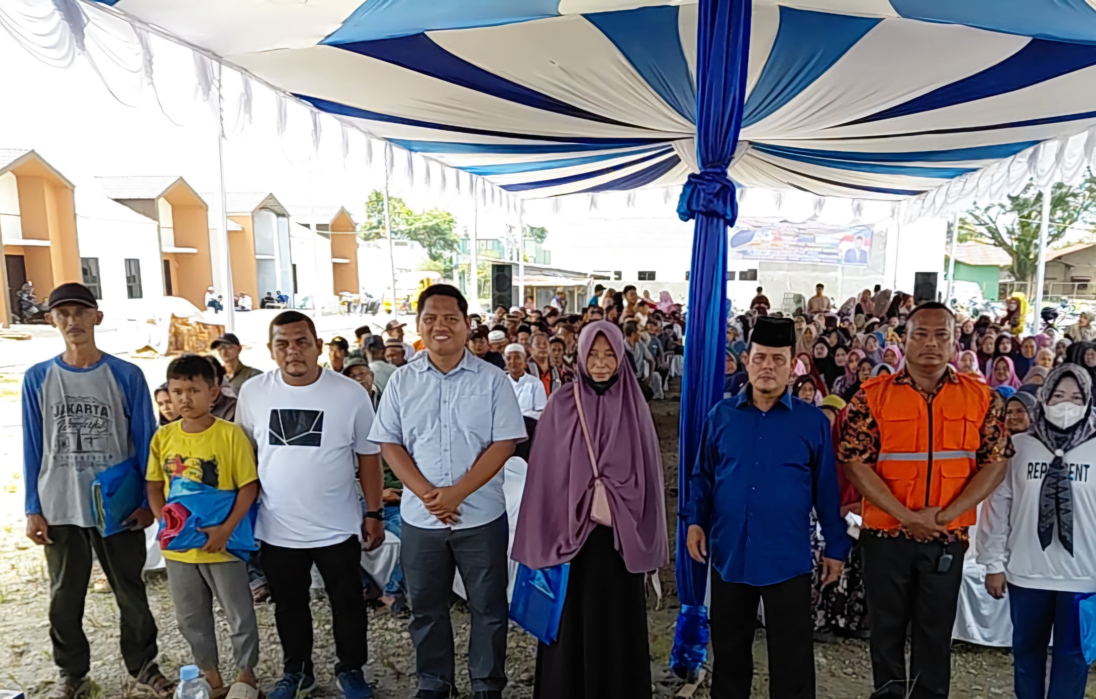 SOSPER: Anggota DPRD Medan, H. Muslim menggelar Sosialisasi Perda Kota Medan No.4 Tahun 2019 di Kecamatan Medan Marelan, Minggu (26/10/2025). (Dok: istimewa)