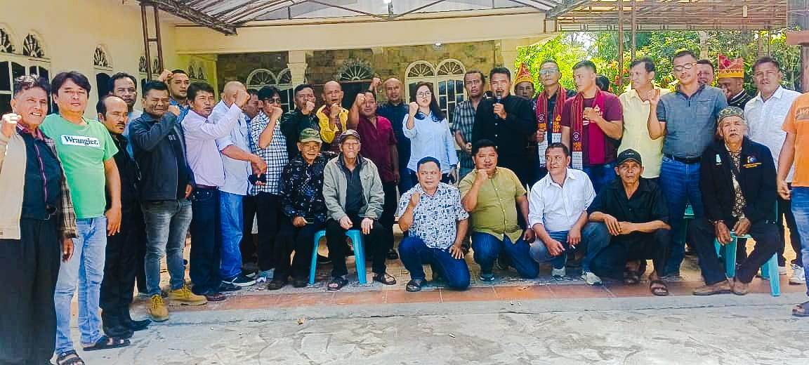 Pihak pemangku hak ulayat se-Kabupaten Dairi dan PT DPM menggelar pertemuan bersama.