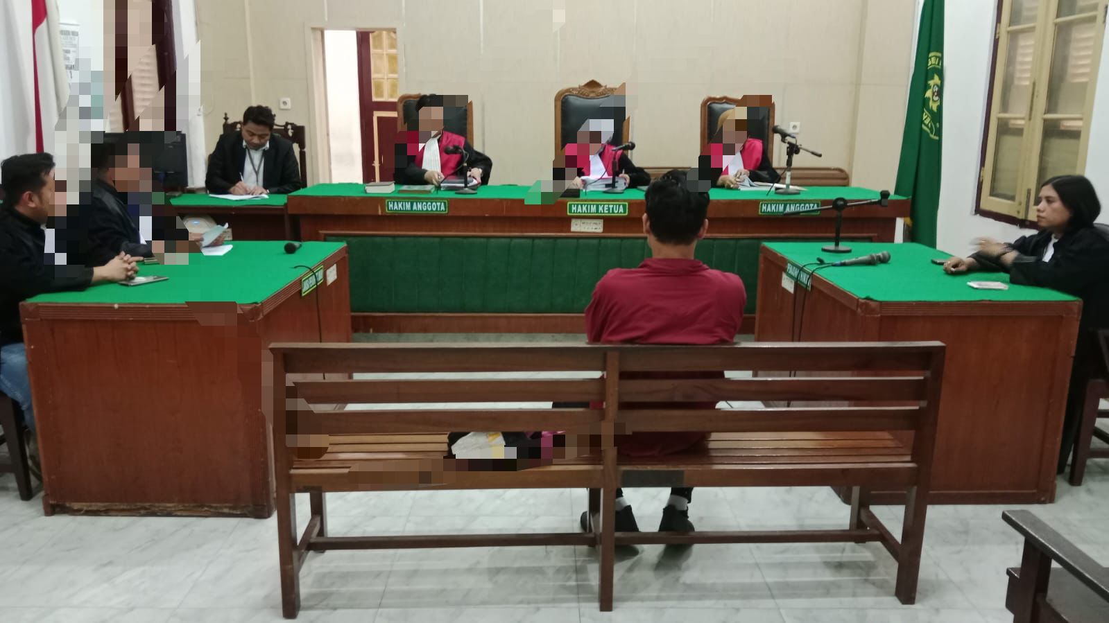SIDANG: Terdakwa korupsi DD Sitinjo II, Kecamatan Sitinjo, Dairi TA 2023, Ronni Bako jalani sidang putusan hakim di Pengadilan Negeri Kelas IA Medan, Kamis (30/10/2025). (ISTIMEWA/SUMUT POS).