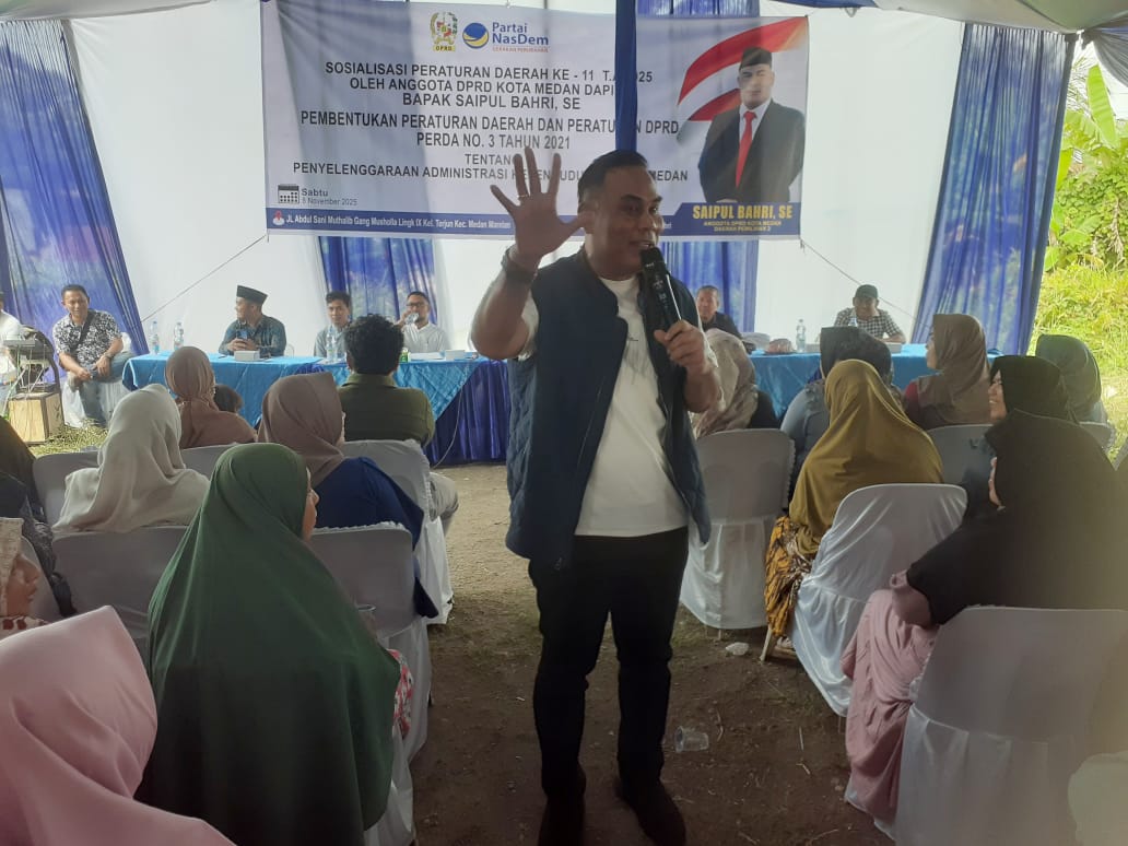 SOSPER: Saiful Bahri saat Sosper di Lingkungan IX, Kelurahan Terjun, Kecamatan Medan Marelan, Sabtu (8/11/2025). (Dok: istimewa)