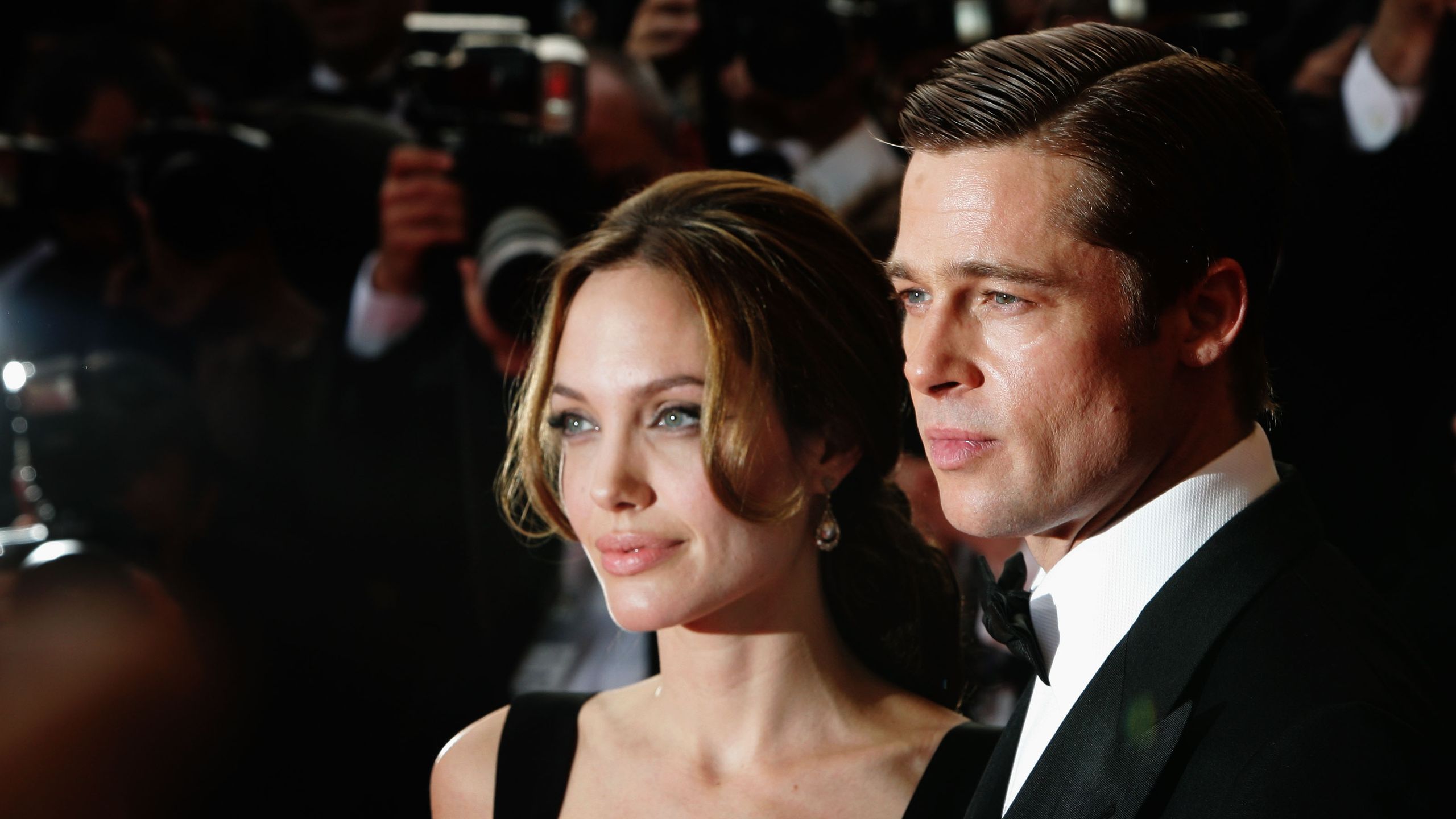 Angelina Jolie dan Brad Pitt. (Dok: Glamour)