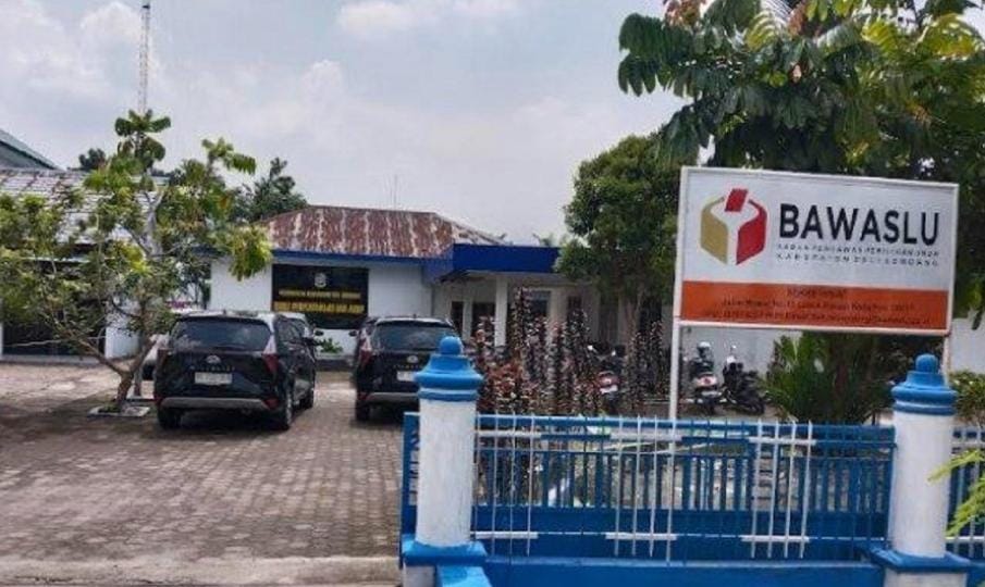 Kantor Bawaslu Deli Serdang di Jalan Mawar No. 12, Komplek Perkantoran Kantor Bupati Deli Serdang, Lubukpakam. (BATARA/SUMUT POS)