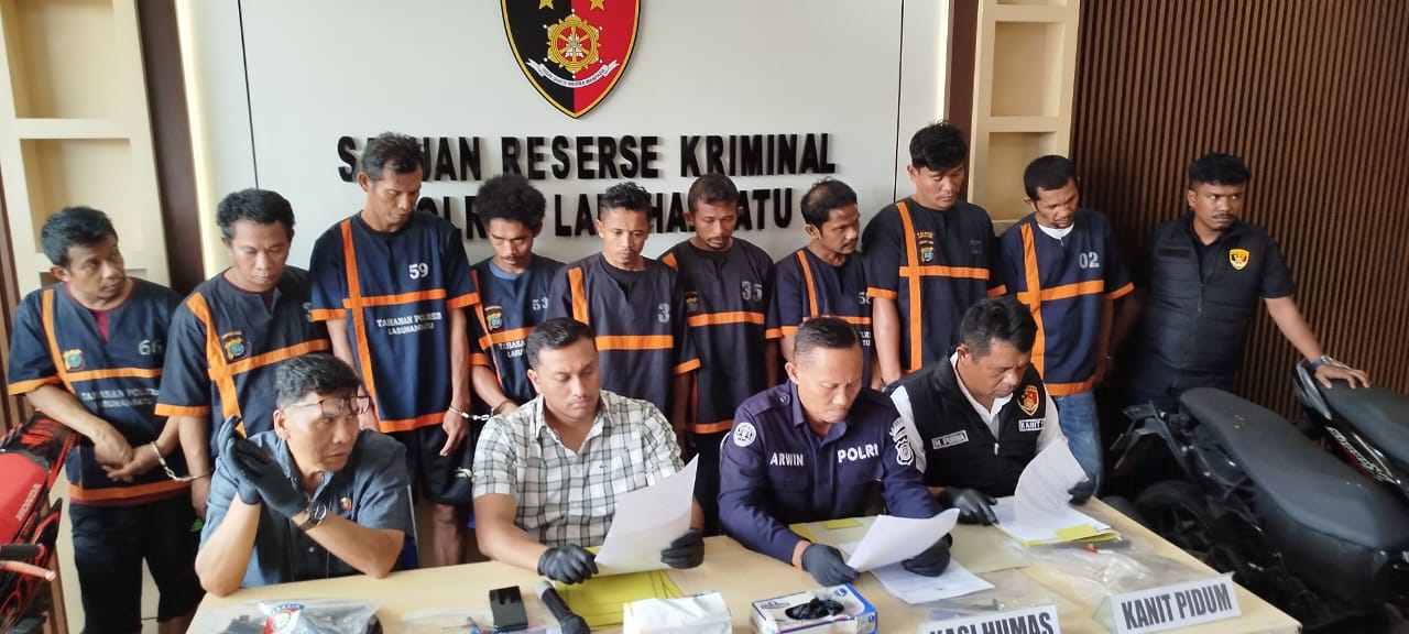 Satuan Reserse Kriminal Polres Labuhanbatu meringkus 9 terduga pelaku sindikat Curanmor. (Fajar/ Sumut Pos)