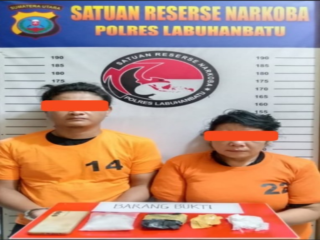 Tersangka RW dan SA warga Tebingtinggi ditangkap polisi dari dalam kamar hotel di Labuhanbatu Utara (fajar)