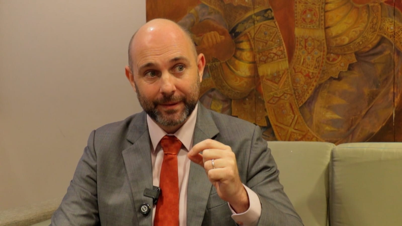 Julian Conway McGill saat wawancara khusus dengan Jawa Pos. (Rizky Pato/Jawa Pos TV)