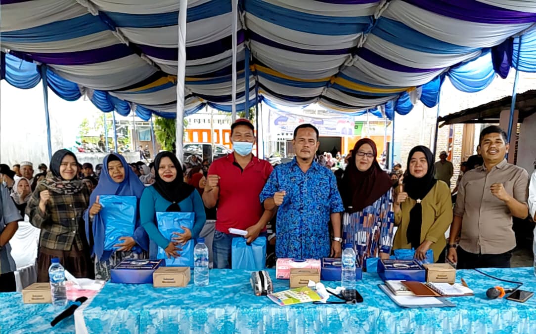 Anggota DPRD Kota Medan Fraksi Demokrat, H. Muslim, menggelar Sosialisasi Perda Kota Medan di Medan Labuhan, Minggu (23/11/2025). (ISTIMEWA/SUMUT POS)