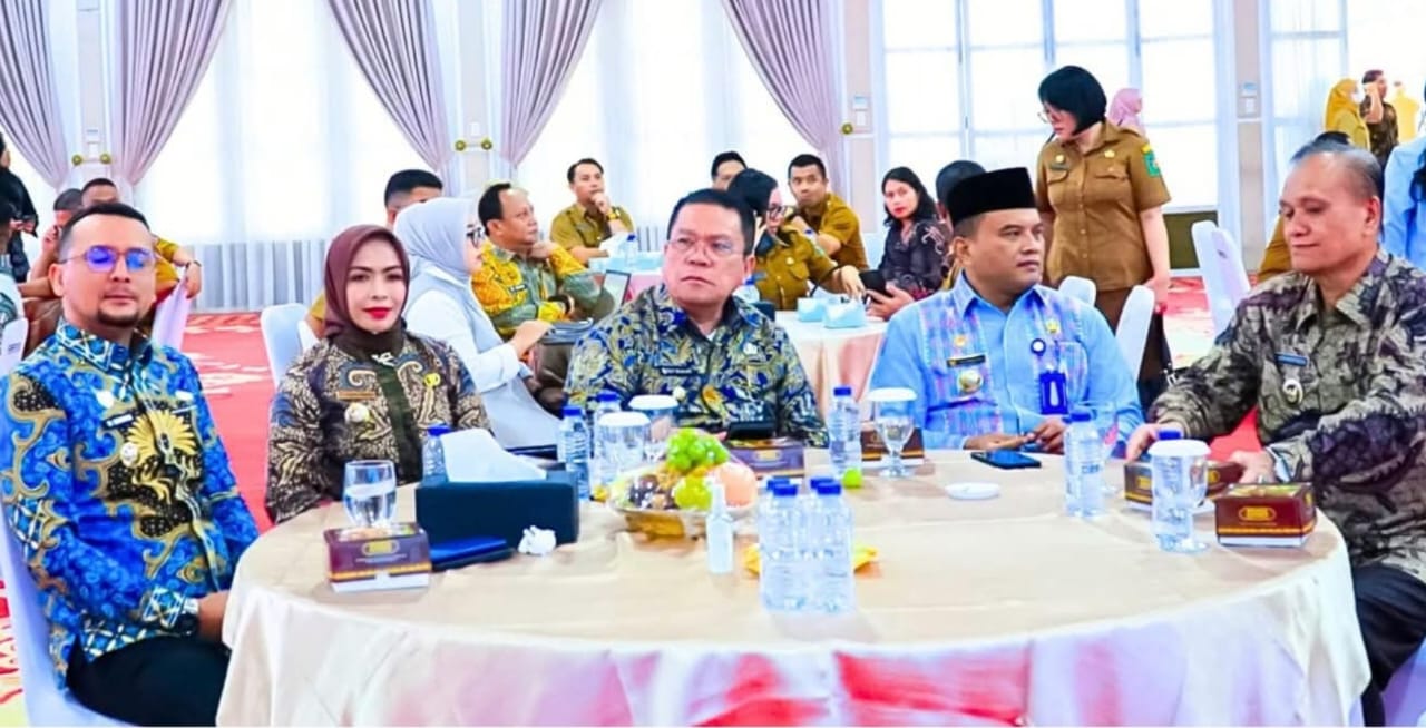 Bupati Labuhanbatu Maya Hasmita menghadiri kegiatan Sosialisasi Peran Strategis PT Sarana Multi Infrastruktur (SMI) dan PT Penjaminan Infrastruktur Indonesia (PII).  (fajar/Sumut Pos)