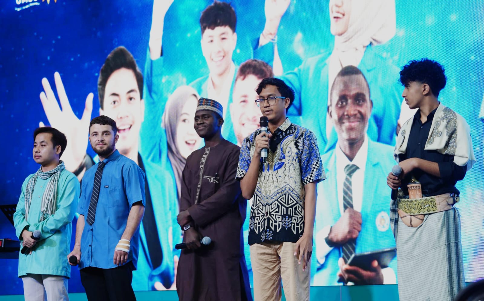 MAHASISWA INTERNASIONAL: Mahasiswa UMSU dari beberapa negara menghadiri launching Penmaru UMSU. (Istimewa/Sumut Pos)