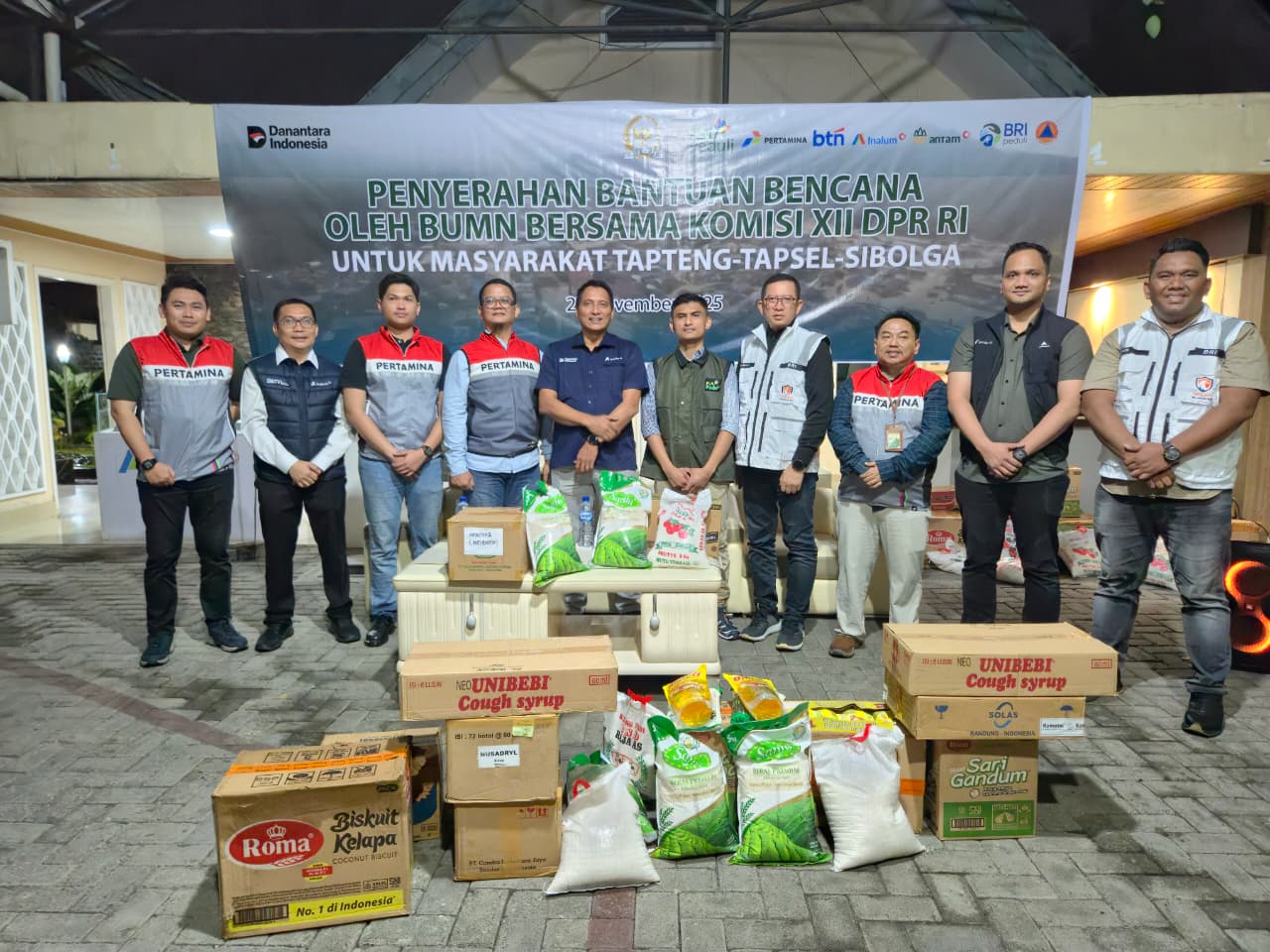 Inalum Bersama Komisi XII DPR RI dan BUMN Salurkan Bantuan untuk Korban Banjir Bandang dan Tanah Longsor&nbsp;di&nbsp;Sumut.