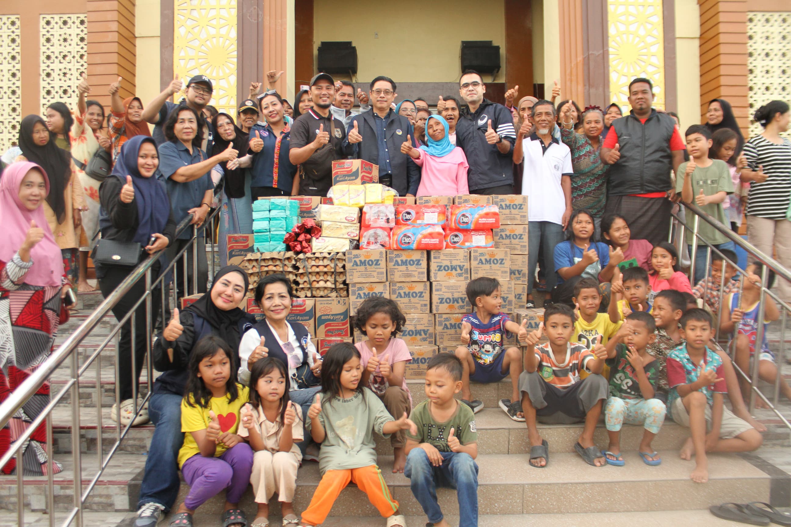 NasDem Sumut salurkan Bantuan ke korban banjir di Medan dan daerah lain.