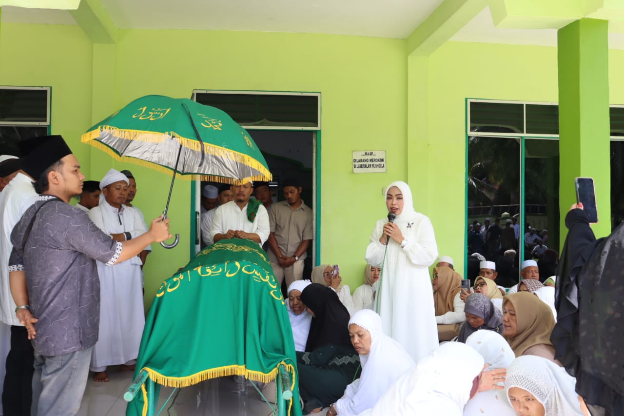 Forkopimda Melayat Tuan Guru Parsulukan Sayyidina Sigambal (Fajar/ Sumut Pos)