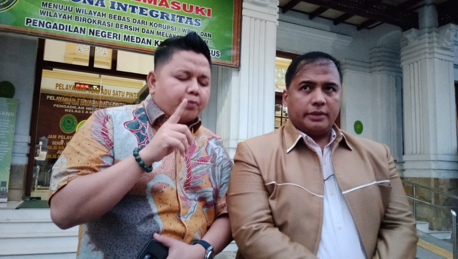 TERSANGKA: Dua ahli pidana memberikan keterangan terkait nenek 70 tahun ditetapkan tersangka pemalsuan di PN Medan, Senin (1/12/2025) sore. (Dok: istimewa)