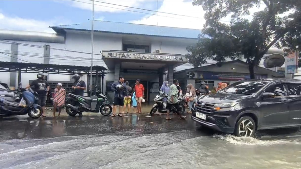 Kondisi Rutan Tanjungpura yang tergenang banjir. (Istimewa/Sumut Pos)